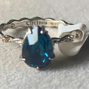 Fragrant Jewels 925 SS original release Circinus Ring